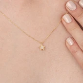 Gümüş Kolye - Zirkon Taşlı Yıldız Desenli 925 Ayar Gümüş Kolye - 4