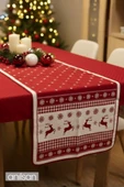 Kırmızı Noel Desenli Masa Runner Geyik ve Kar Tanesi Yılbaşı Masa Örtüsü 50x160 thumbnail 1