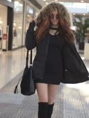 Kışlık Eldivenli Kapüşonu Kürklü Kadın Şişme Mont thumbnail 3