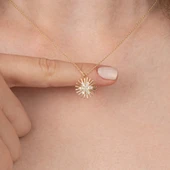 Altın Kolye - Aşk Pusulası Tarz Taşlı Modern Tasarım 14 Ayar Altın Kolye - Aşk Pusulası Şans Kolyesi - 8