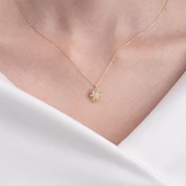 Altın Kolye - Aşk Pusulası Tarz Taşlı Modern Tasarım 14 Ayar Altın Kolye - Aşk Pusulası Şans Kolyesi - 4