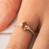 Pırlanta Yüzük - 0.10 Karat Pırlanta Taşlı Oval Kesim Zultanit Taşlı Modern Tasarım 14 Ayar Altın Yüzük - 7