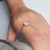 Baget Altın Tektaş Yüzük - 14 Ayar Altın 1.10 Karat Baget Zirkon Taşlı Evlilik Teklifi Yüzüğü - 8