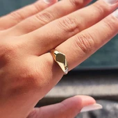 Şövalye Altın Yüzük - 14 Ayar Altın Dörtgen Şövalye Kişiselleştirilir Harf İsim Yazılabilir Yüzük thumbnail 8