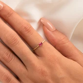 Minimal Altın Yüzük - 14 Ayar Altın Ruby Taşlı Eskitme Minimal Tektaş Evlilik Teklifi Yüzüğü thumbnail 6