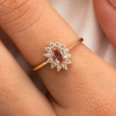 14 Ayar Altın Yüzük - Zultanit (Renk Değiltiren) Taşlı Anturajlı Evlilik Teklifi Yüzüğü - Kadın - 1