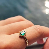 Altın Yüzük - 14 Ayar Altın 0.95 Karat Radyant Kesim Zümrüt Yeşili Taşlı Evlilik Teklifi Yüzüğü - 10