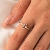 Zultanit Altın Yüzük - 14 Ayar Altın 0.95 Karat Radyant Kesim Zultanit Taşlı Evlilik Teklifi Yüzüğü - 1