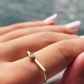 Tektaş Altın Yüzük - 14 Ayar Altın Çizgi Oval 0.20 Karat Zultanit Doğal Taşlı Minimal Tek Taş Yüzük - 4