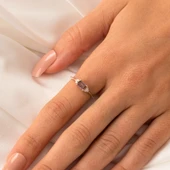 Altın Yüzük - 14 Ayar Altın Zümrüt Kesim Smoky Taşlı Minimal Yüzük - Eşe, Sevgiliye Hediye Yüzük - 11