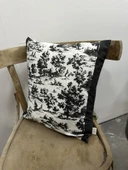 Toile De Jouy Monet Kırlent Kılıfı 43x43 cm | %100 Pamuk Dijital Baskılı | Country Tarzı Fransız Dekoratif Yastık Kılıfı - ZT750 siyah - 2