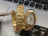 Altın Renk Taş Kaplama Beyaz Kadran Yılan Saat Dolamalı Saat - 2