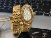 Altın Renk Taş Kaplama Beyaz Kadran Yılan Saat Dolamalı Saat - 1