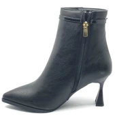 Feles Yanı İnce Taş Tokalı Klasik Sivri Burun Topuklu Kadın Bot thumbnail 4