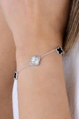 Gümüş rodyumlu lazer işlemi onix taşlı clover yonca bileklik SGTL12928SIYAH thumbnail 2