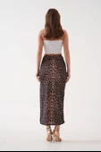 Uzun yırtmaçlı ince kumaş etek leopar thumbnail 7