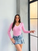 V yaka çizgili bluz pembe thumbnail 6