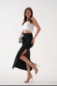 Uzun yırtmaçlı ince kumaş etek siyah thumbnail 6