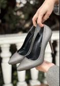 Hillar Platin Saten Stiletto Ayakkabı thumbnail 2