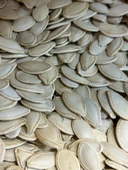 Öz Altın Kayısı Kabak Çekirdeği 1 KG thumbnail 1