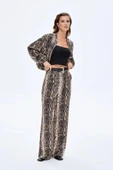Quzu Kemer Detaylı  Kadın Pantolon thumbnail 4