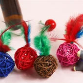 2li Rattan Renkli Peluş Tüy Kedi Köpek Oyuncak Yakalama Çiğneme Çıngıraklı Top Oyuncağı (5314) - 4