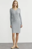 Düğme Detaylı V Yaka Triko Elbise - Gri thumbnail 1