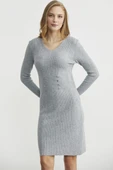 Düğme Detaylı V Yaka Triko Elbise - Gri thumbnail 3