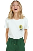 Kadın Beyaz Relaxed Fit %100 Pamuk Tişört – Ayçiçeği Gramofon Minyatür Baskılı thumbnail 5