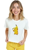 Kadın Beyaz Relaxed Fit %100 Pamuk Tişört – Pikachu Çizgi Karakter Baskılı thumbnail 3