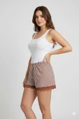 Çizgili Penye Kadın Ev Şortu Bacak Dantel Detaylı Ev Giyim Kahverengi thumbnail 2