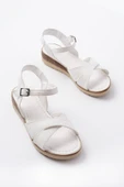 692-564 Beyaz Ortopedik Taban Çapraz Tokalı Kadın Sandalet thumbnail 5