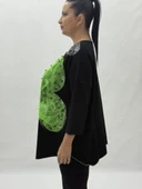 Büyük Beden Viskon Taşlı Boncuk Detaylı Kapri Kol Oversize Kadın Bluz thumbnail 3