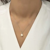 Gümüş Yuvarlak İnci Bayan Kolye thumbnail 1