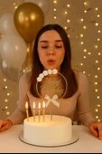 Altın Halkalı Simli “Happy Birthday” Pasta Süsü – Ponponlu ve Fiyonklu Doğum Günü Süsü thumbnail 2