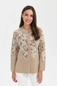 24019 DESEN TRİKO ÜSTÜ PTIRCIK ÇİÇEKLİ DİK YAKA KISA KABAN thumbnail 1
