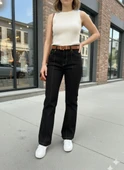 Kadın Siyah Jean İspanyol Paça Yüksek Bel Dikiş Detaylı Flare Kot Pantolon thumbnail 1