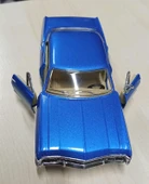 Kinsmart Oyuncak Metal Model Araba 1/36 Çek Bırak 1967 Mavi Chevrolet İmpala thumbnail 6