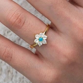 Gümüş Mavi Taşlı Gold Çiçek Kadın Yüzük thumbnail 2