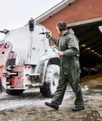 Su Geçirmez Boy Tulum Kapüşonlu Önü Fermuarlı Ve Patlı Yağmurluk Tulum thumbnail 2