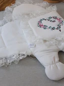 LitaeTrend Yenidoğan Kapitone Anadolunun Kalbi Nakışlı Ayaklı Kız Erkek Bebek Battaniyesi Ekru thumbnail 3