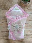 LitaeTrend Yenidoğan Grand Lüks Kelebek Ağır Güpür İşlemeli Şapkalı Bebek Battaniyesi Kundak Pembe thumbnail 1