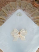 LitaeTrend Yenidoğan Piramitland Taşlı Gold Güpür İşleme Bebek Battaniyesi Kundak Ekru thumbnail 2