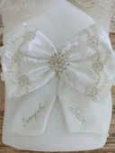 LitaeTrend Yenidoğan Sahra Taç Nakışlı Plazma Taşlı Güpürlü Fiyonklu Duvaklı Trilüks Kundak Bebek Battaniyesi Ekru thumbnail 3