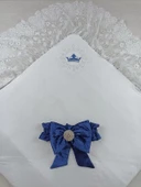 LitaeTrend Yenidoğan Saray Kadife Taç Nakışlı İnci Fiyonklu Dantel Duvak Trilüks Kundak Bebek Battaniye Lacivert thumbnail 2