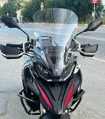 MOTOCAM RKS SRT 900 SX Siperlik Ön Cam 2023-2025 Model 61cm Şeffaf Renkli 4mm UZUN CAM thumbnail 1