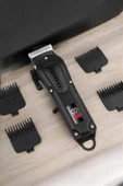 LitaeTrend Suya Dayanıklı Tıraş Makinesi Keskin Bıçaklı Dijital Göstergeli Şarjlı thumbnail 2