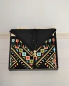 Çeyizlik Hediyelik Seccade Eşarp Tesbih Set – Kilim Desenli Kadife Astarlı Seccade, Eşarp, Kristal Tesbih Özel Kutulu Lüks Hediye Seti thumbnail 10