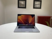 A1707 MACBOOK PRO 15 inç 2017 2.9GHZ İ7, 16GB RAM, 512GB SSD, 4GB GPU UZAY GRİSİ 2. EL thumbnail 1