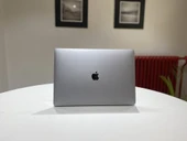 A1707 MACBOOK PRO 15 inç 2017 2.9GHZ İ7, 16GB RAM, 512GB SSD, 4GB GPU UZAY GRİSİ 2. EL thumbnail 2